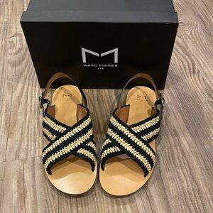 Worn once! Marc Fisher Ltd Lonnie Flat sandals size 8~$98